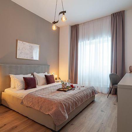 Loggia & Luxe 5Br Penthouse In Universitatii Area Bükreş Dış mekan fotoğraf