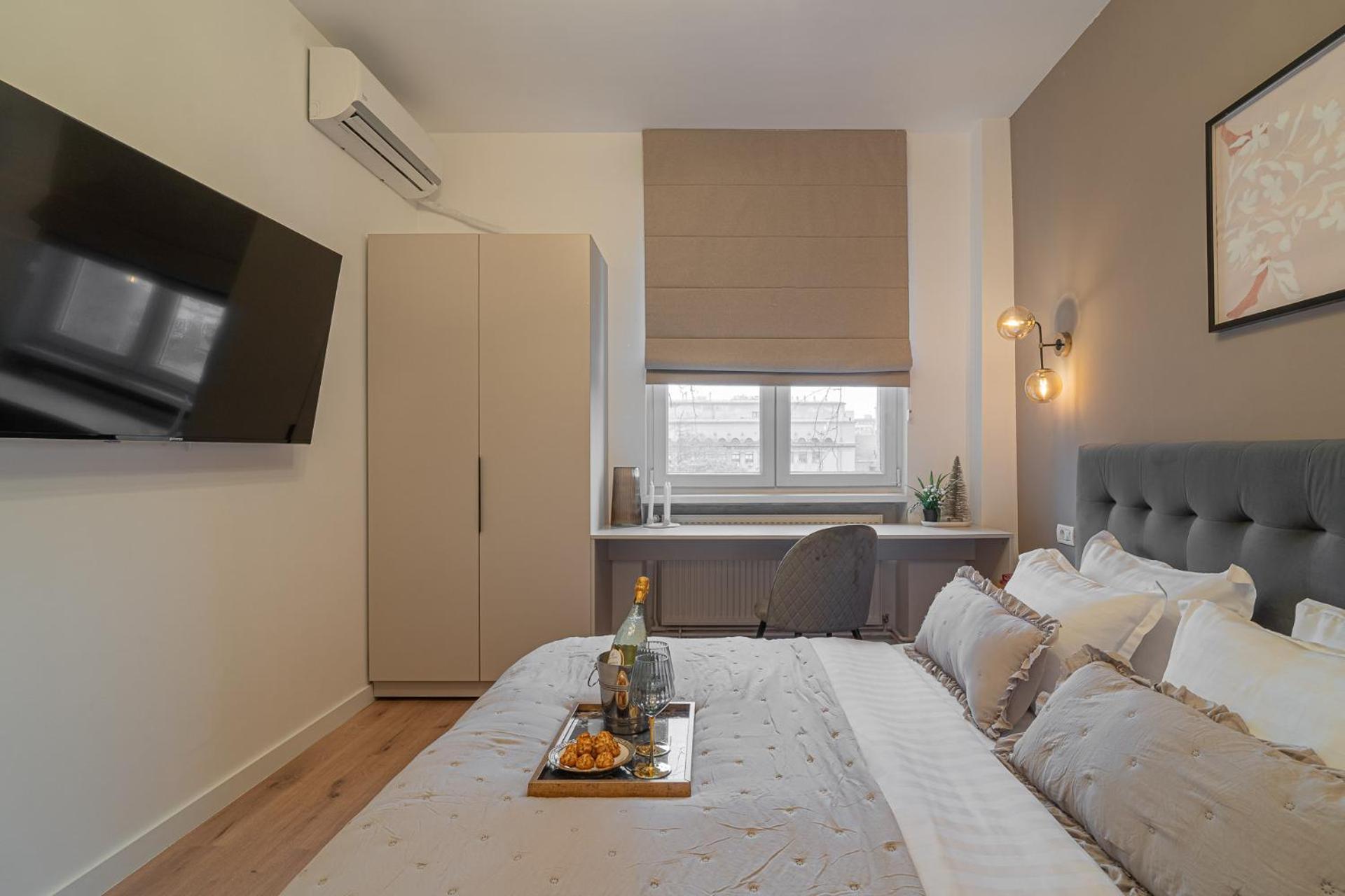 Loggia & Luxe 5Br Penthouse In Universitatii Area Bükreş Dış mekan fotoğraf