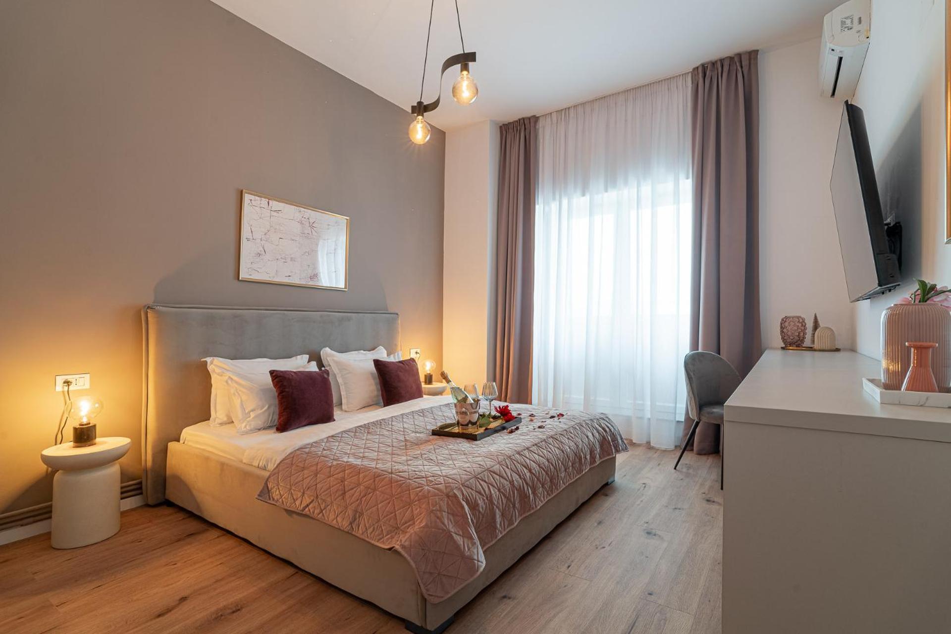 Loggia & Luxe 5Br Penthouse In Universitatii Area Bükreş Dış mekan fotoğraf