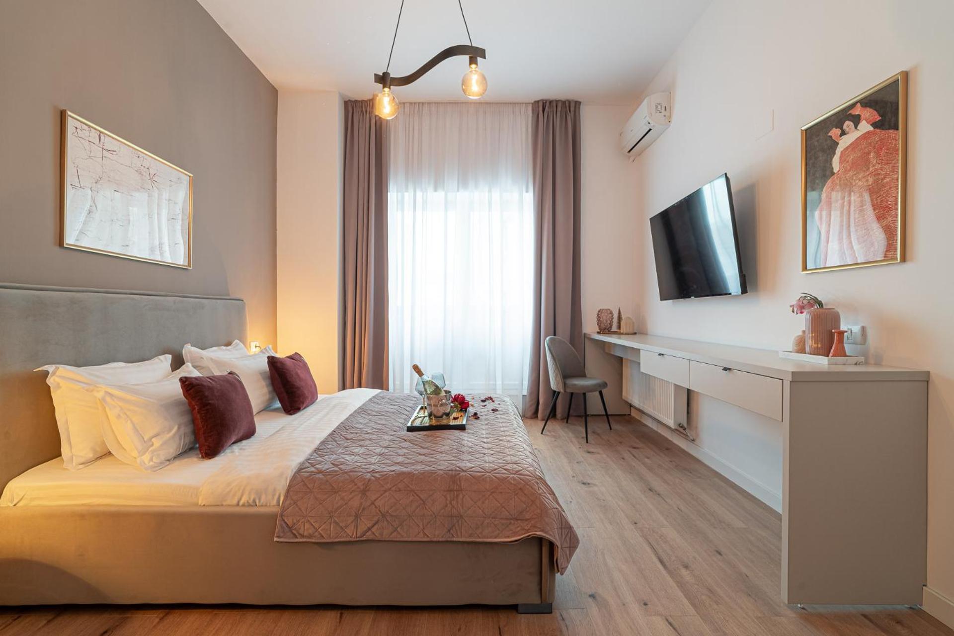 Loggia & Luxe 5Br Penthouse In Universitatii Area Bükreş Dış mekan fotoğraf