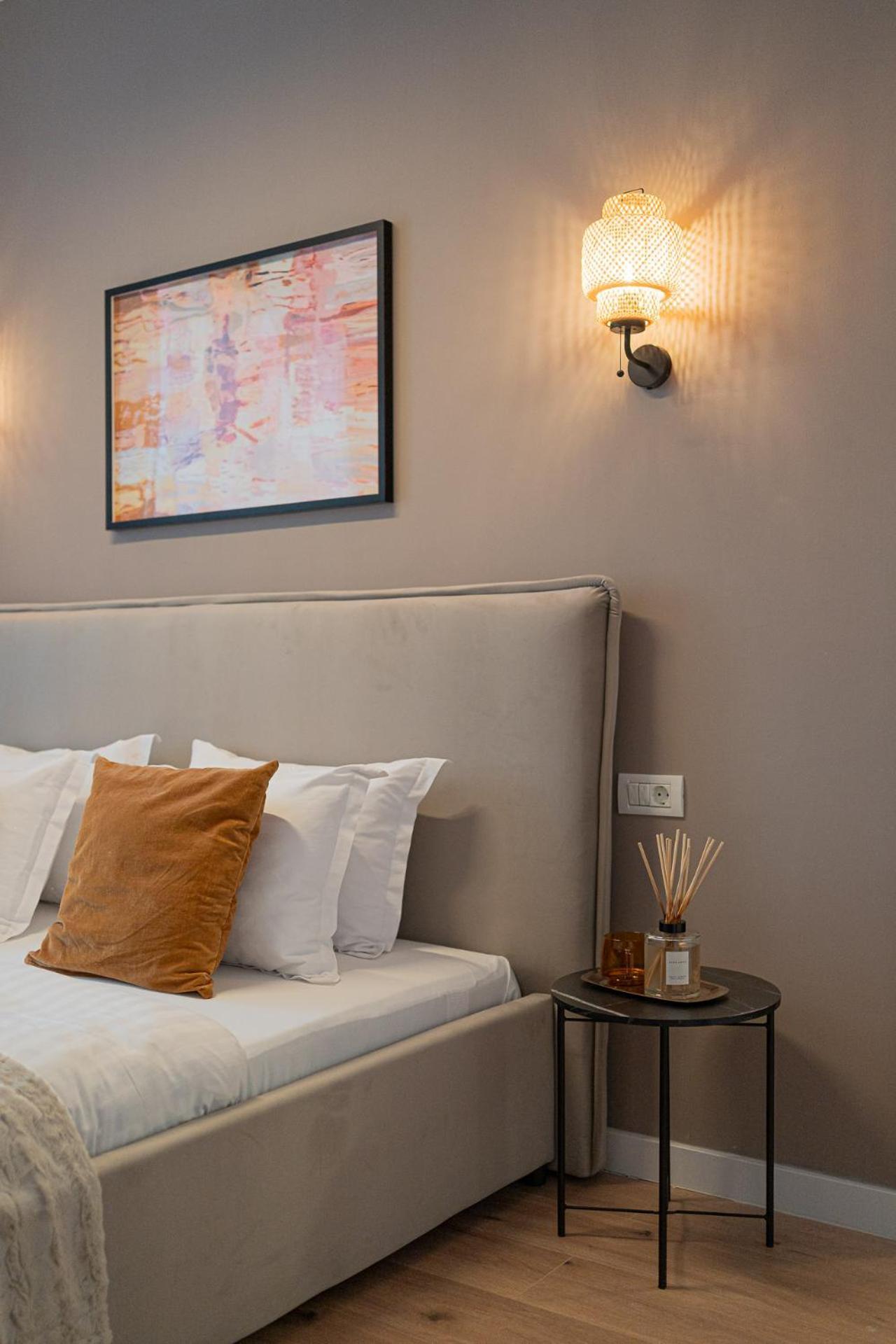 Loggia & Luxe 5Br Penthouse In Universitatii Area Bükreş Dış mekan fotoğraf