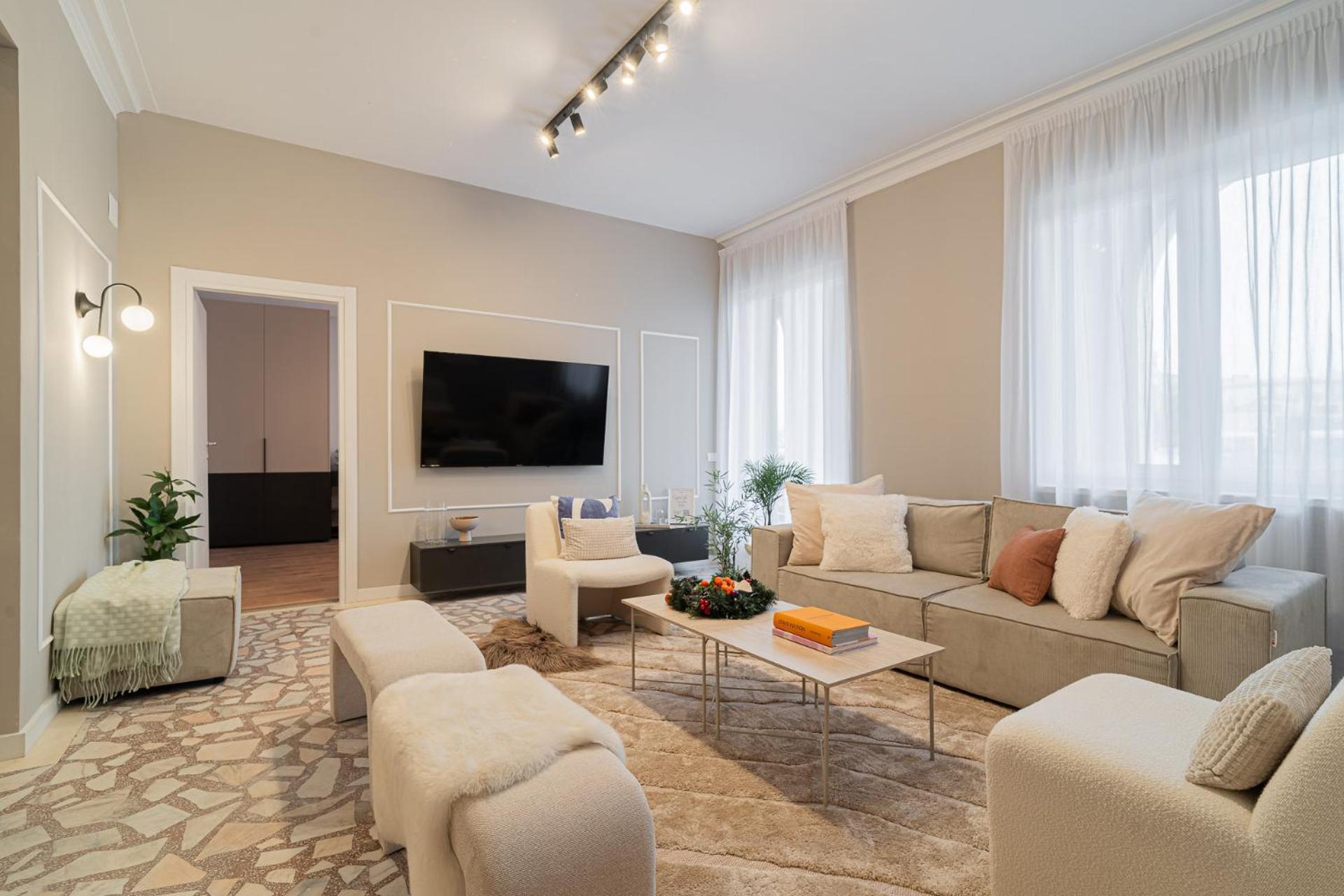 Loggia & Luxe 5Br Penthouse In Universitatii Area Bükreş Dış mekan fotoğraf